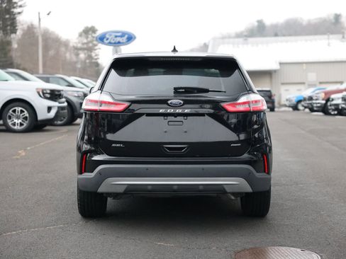 Certified 2022 Ford Edge SEL w/ Convenience Package image 6