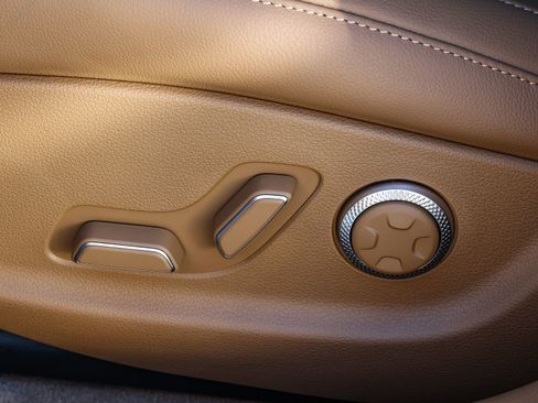 New 2026 Genesis G80 2.5T Advanced image 24