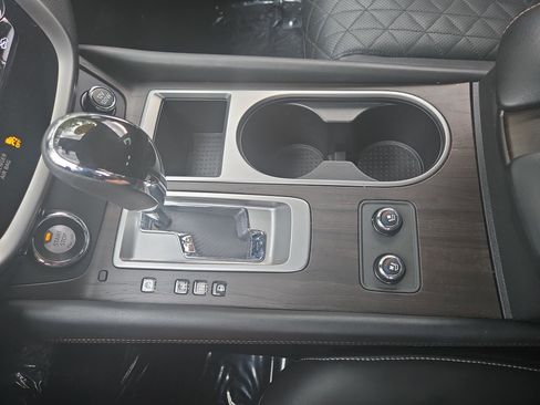 Certified 2024 Nissan Murano Platinum w/ Cargo Package image 22