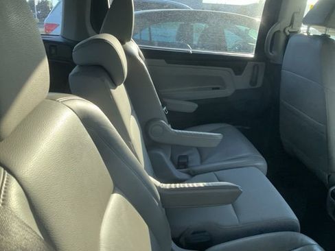 Used 2019 Honda Odyssey EX-L image 6