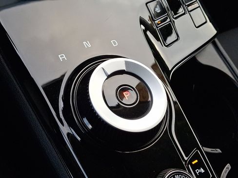 Used 2023 Kia Sportage LX image 14