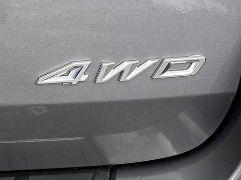 Certified 2021 Ford Explorer Platinum w/ Equipment Group 601A image 12