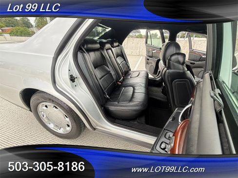 Used 2001 Cadillac De Ville DHS w/ Safety/Security Pkg FWD image 18