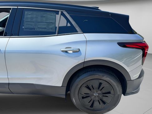 New 2026 Chevrolet Blazer EV LT image 18