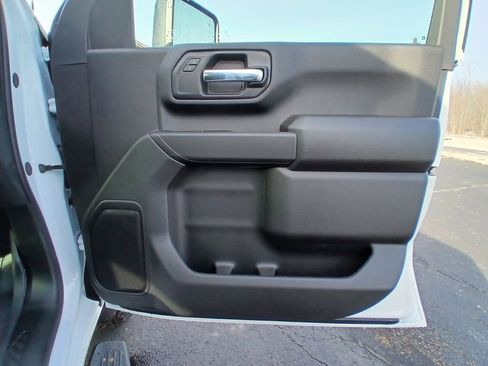 New 2026 Chevrolet Silverado 2500 Custom w/ Custom Value Package AWD/4WD image 18