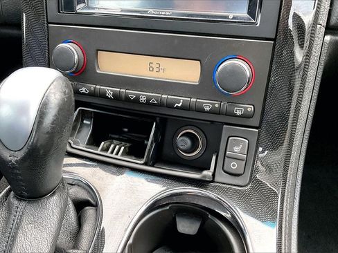 Used 2011 Chevrolet Corvette Convertible w/ Preferred Equipment Group image 21