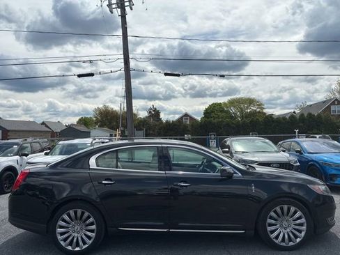 Used 2013 Lincoln MKS AWD image 6