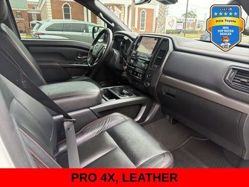 Used 2021 Nissan Titan PRO-4X w/ Pro-4x Convenience Package image 11