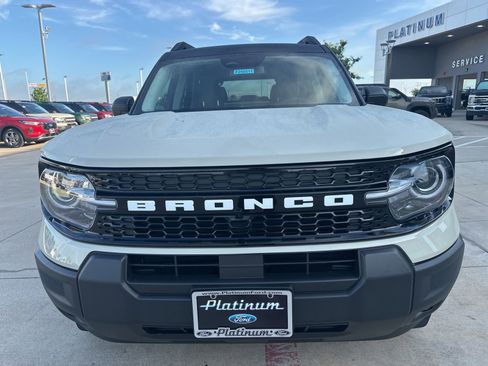 New 2025 Ford Bronco Sport Outer Banks AWD/4WD image 2