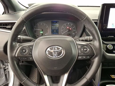 Used 2023 Toyota Corolla Cross AWD Hybrid w/ Moonroof Package image 8