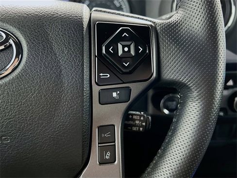 Used 2023 Toyota Tacoma TRD Sport image 31