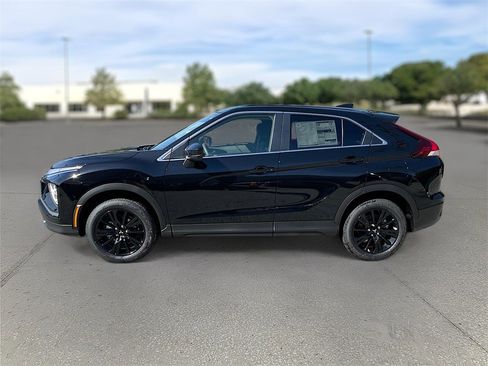 New 2026 Mitsubishi Eclipse Cross LE image 4