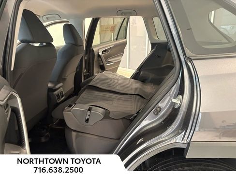 Used 2023 Toyota RAV4 LE image 20