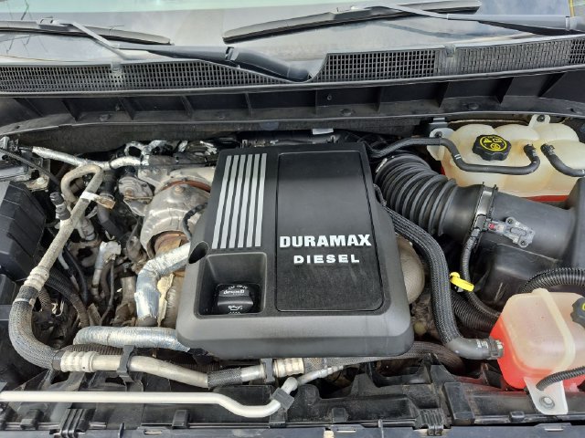 Used 2022 Chevrolet Silverado 1500 LT AWD/4WD image 29