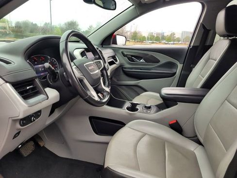 Used 2022 GMC Terrain SLT image 10