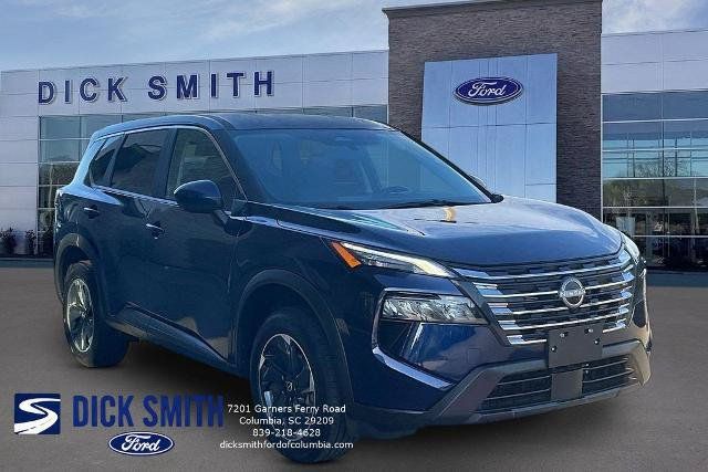 Used 2025 Nissan Rogue SV FWD image 3
