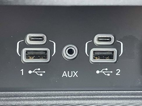 New 2025 Jeep Grand Cherokee L Laredo image 22