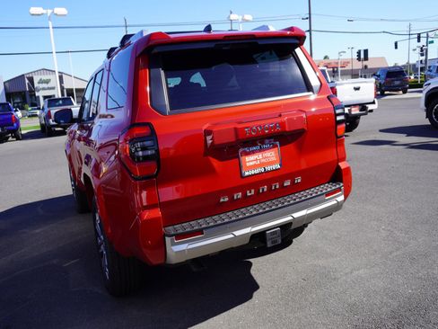 New 2025 Toyota 4Runner Limited image 8