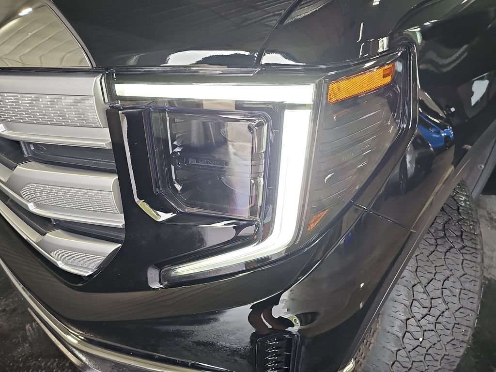 Used 2023 GMC Sierra 1500 SLE AWD/4WD image 31