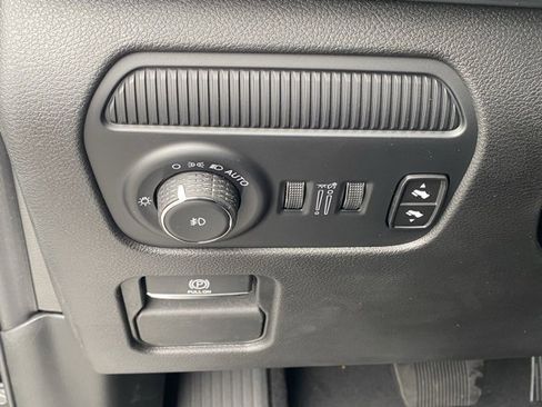 New 2024 Jeep Grand Wagoneer Series I w/ HD Trailer Tow Package image 28