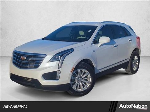 Used 2018 Cadillac XT5 FWD image 1