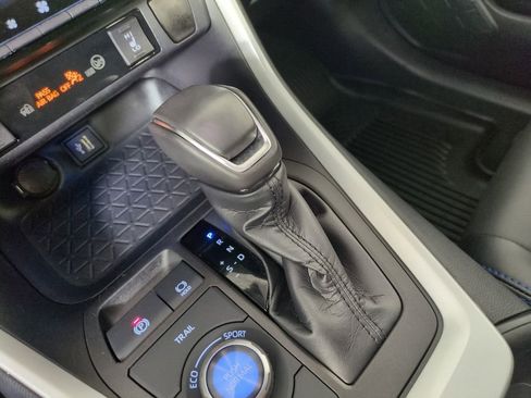 Used 2024 Toyota RAV4 XSE w/ Weather Package image 23