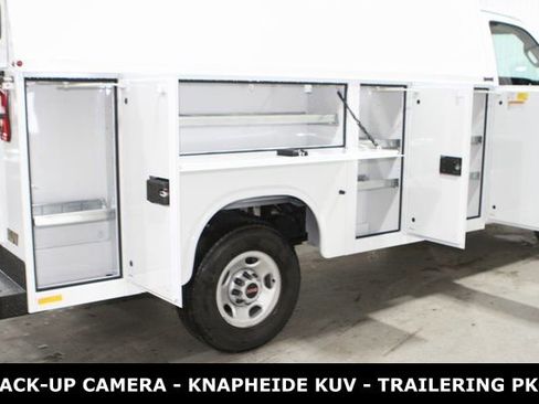 New 2025 GMC Savana 3500 w/ Power Convenience Package image 39