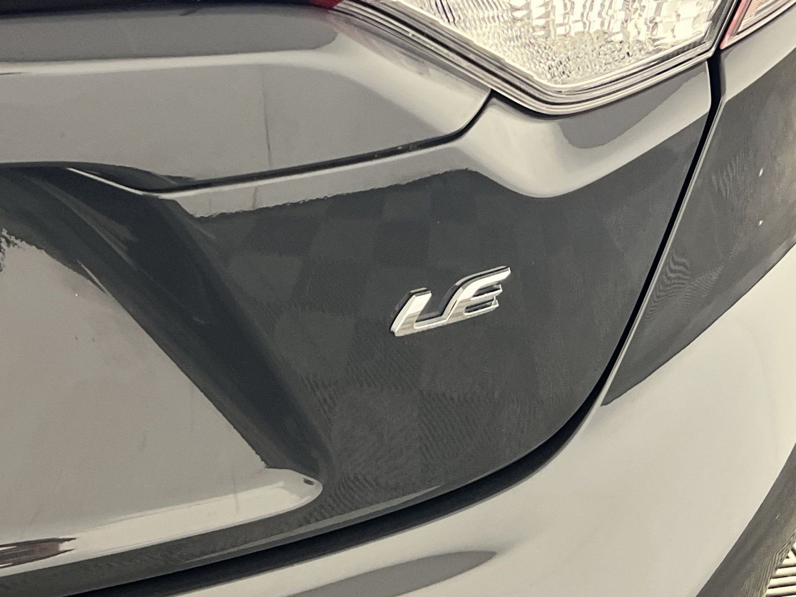 Used 2025 Toyota Corolla LE FWD image 27