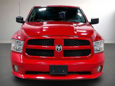 Used 2018 RAM 1500 Express AWD/4WD image 2