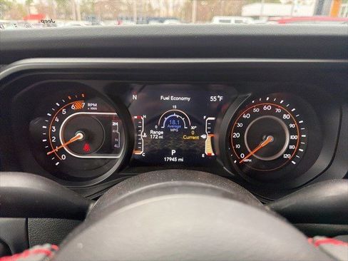 Used 2024 Jeep Wrangler Unlimited Rubicon image 12