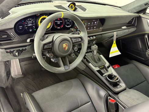 Used 2025 Porsche 911 GT3 RS image 26