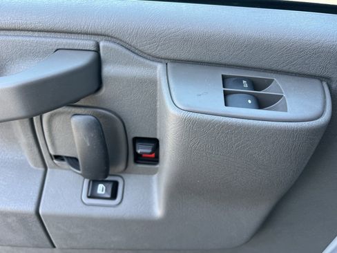 New 2024 GMC Savana 3500 w/ Power Convenience Package image 18