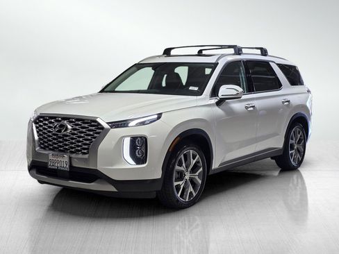Used 2022 Hyundai Palisade SEL w/ 8P Bench Seat Package FWD image 3