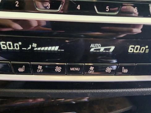 Used 2017 BMW 530i xDrive image 31