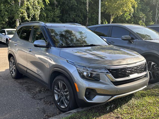 Used 2023 Kia Seltos S FWD image 1