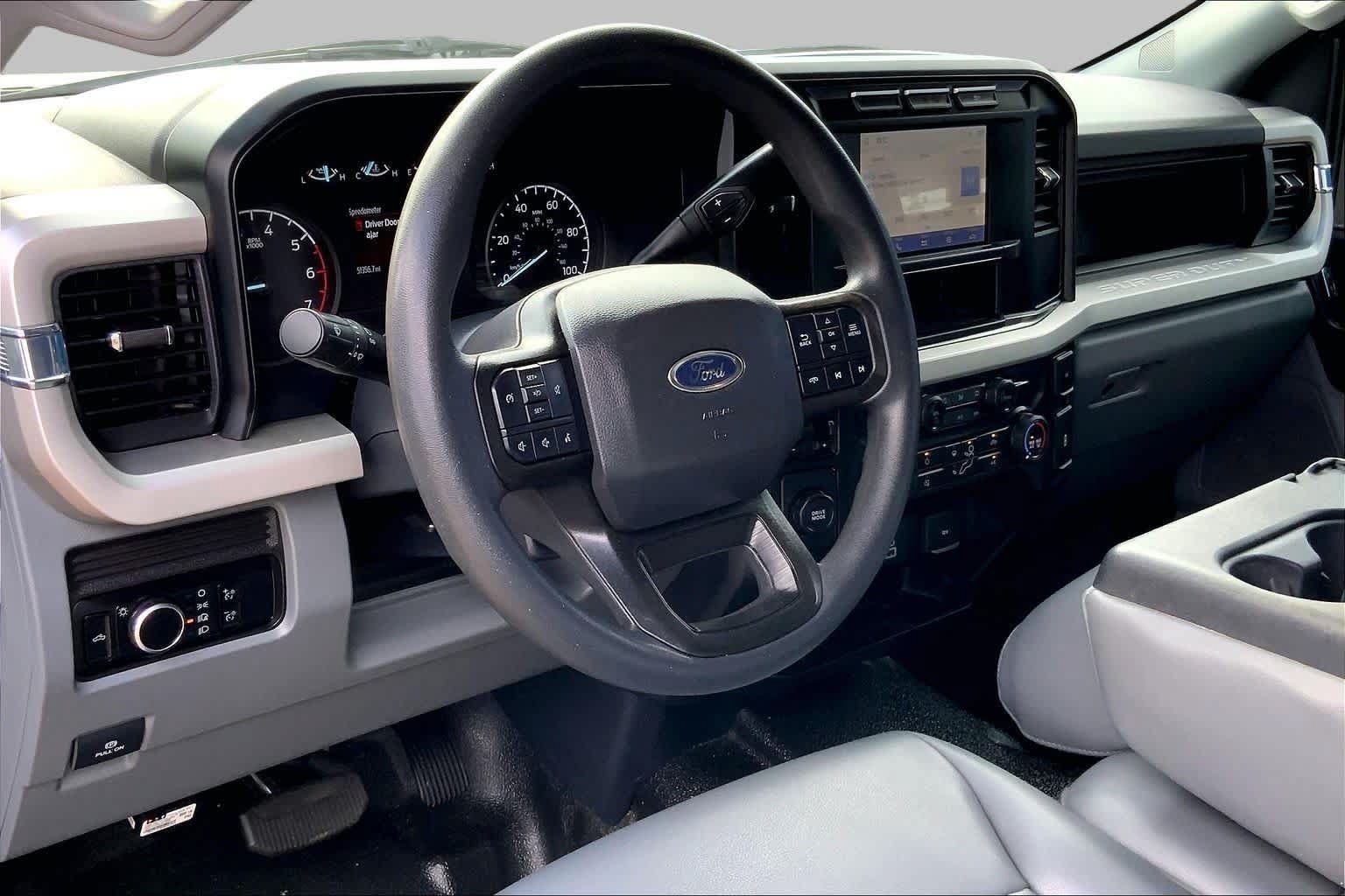 Used 2024 Ford F250 XL RWD image 17