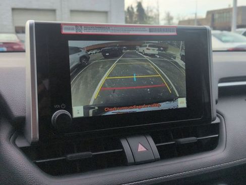 Certified 2025 Toyota RAV4 LE image 19