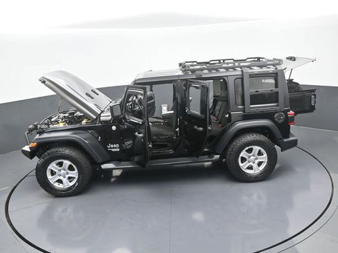 Used 2020 Jeep Wrangler Unlimited Sport S image 64