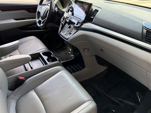 Certified 2023 Honda Odyssey Touring image 22