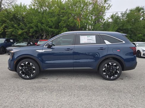 New 2026 Kia Sorento EX image 5
