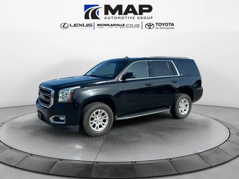 Used 2018 GMC Yukon SLE AWD/4WD image 1