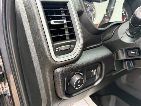 Certified 2022 RAM 3500 Big Horn w/ Level 1 Equipment Group image 19