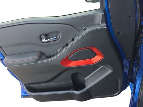 Used 2024 Nissan Frontier PRO-4X w/ Off-Road Protection Package image 17