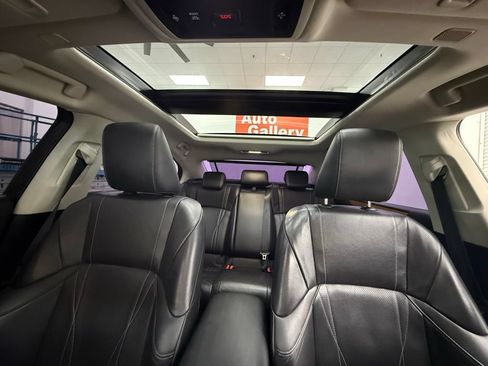 Used 2019 Lexus ES 350 w/ Accessory Package 2 FWD image 17