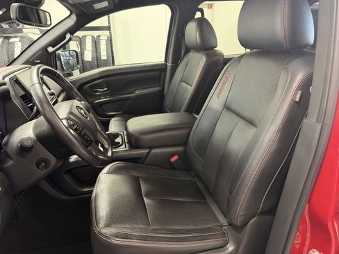 Used 2020 Nissan Titan PRO-4X w/ Pro-4x Convenience Package image 55
