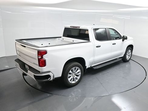 Used 2022 Chevrolet Silverado 1500 Custom image 46