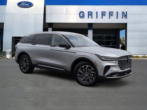 New 2026 Lincoln Nautilus Premier image 1