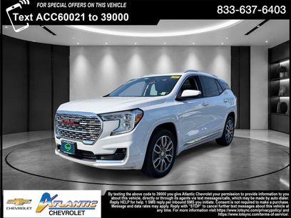 Used 2024 GMC Terrain Denali w/ Denali Premium Package