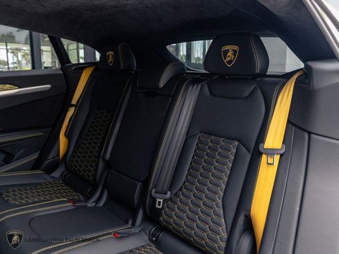 Used 2024 Lamborghini Urus S image 30