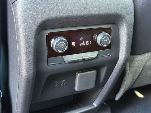 New 2026 Chevrolet Traverse LT w/ Driver Confidence Package image 25